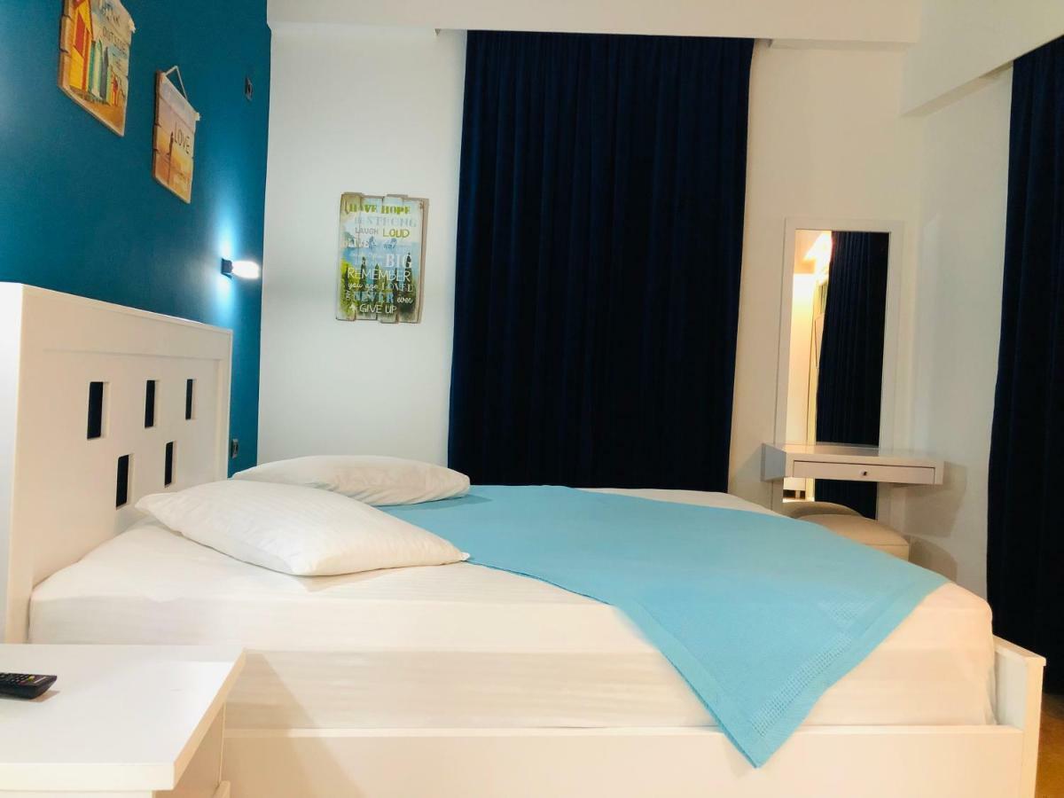 Envi Hotel Vlore Exterior photo
